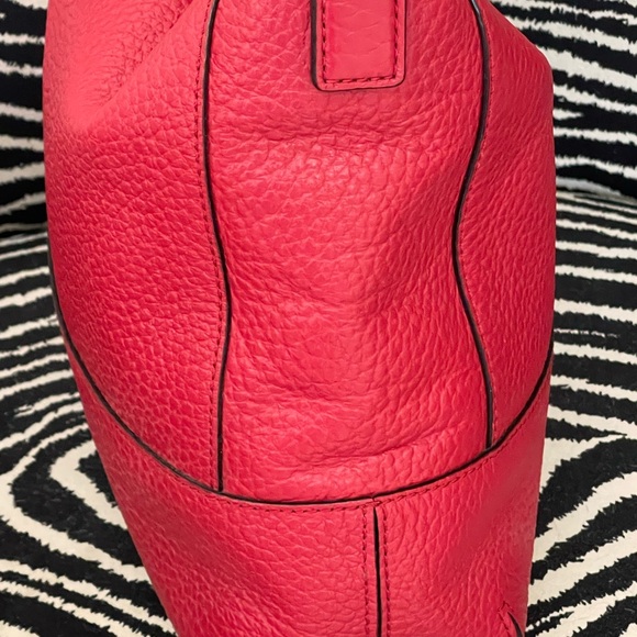 Kate Spade RED Cobble Hill Finley Pebble Leather Hobo Bag MSRP $348 Near MINT! - Picture 7 of 13